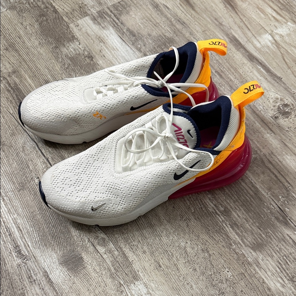 Nike tennis shoes